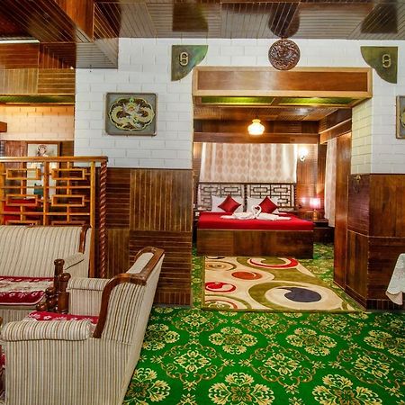 Montis Soyang Premium Heritage Hotel Ґанґток Екстер'єр фото