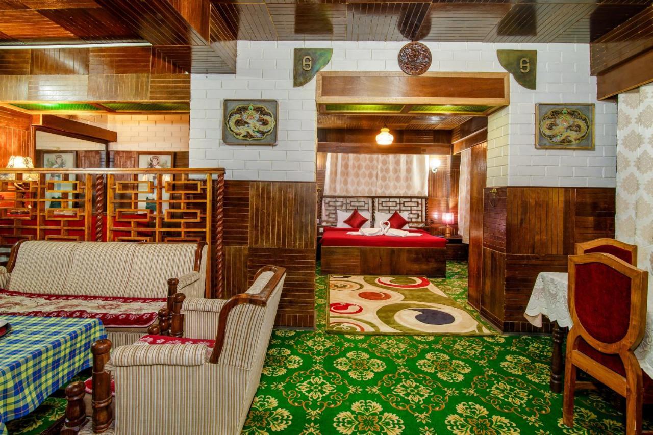 Montis Soyang Premium Heritage Hotel Ґанґток Екстер'єр фото