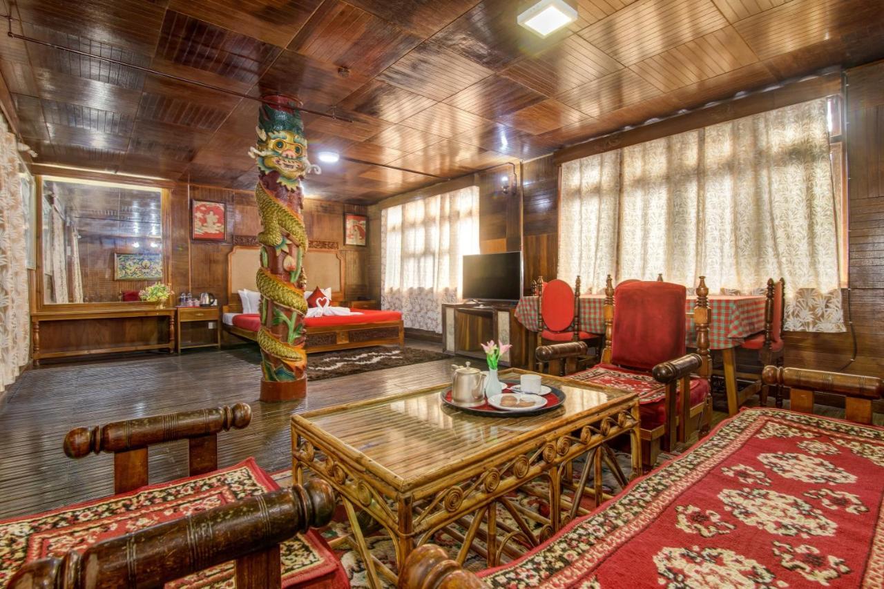 Montis Soyang Premium Heritage Hotel Ґанґток Екстер'єр фото