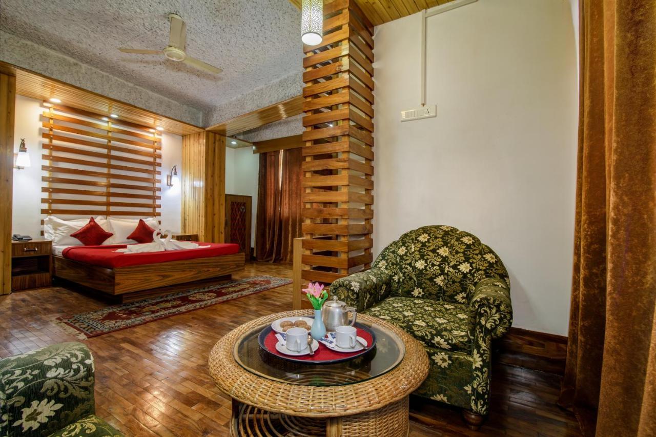 Montis Soyang Premium Heritage Hotel Ґанґток Екстер'єр фото